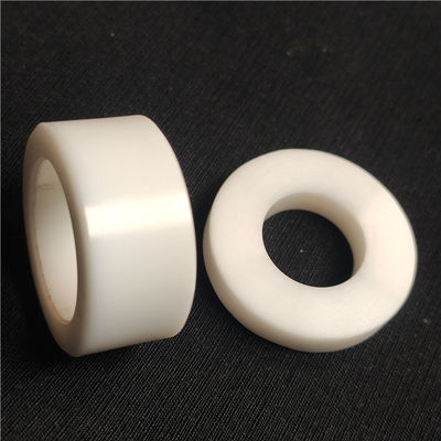 Des Präzisions-Zirkoniumdioxids CNC Drehbank maschinell bearbeiteter keramischer Ring